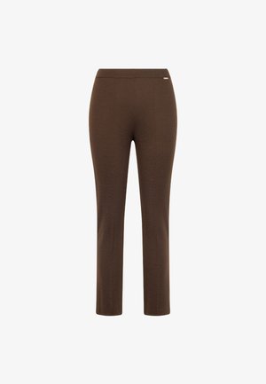 Bruine rechte broek gemaakt van een zachte stof met een gladde textuur. Heeft een eenvoudige tailleband en een klein logodetail.