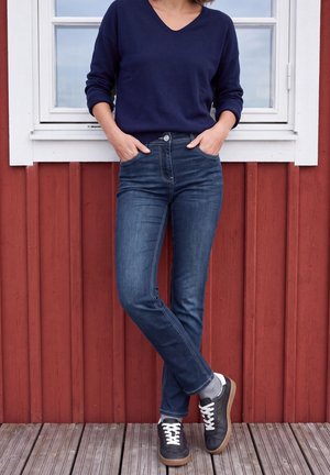 Cecil, HIGH WAIST SLIM-LEG JEANS, SLIM FIT - Jean slim - dark blue wash