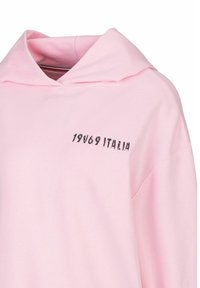 Rosa Kapuzenpullover aus weichem Stoff, mit einer zentralen Kängurutasche, einer verstellbaren Kapuze und der schwarzen Stickerei '1969 ITALIA'.