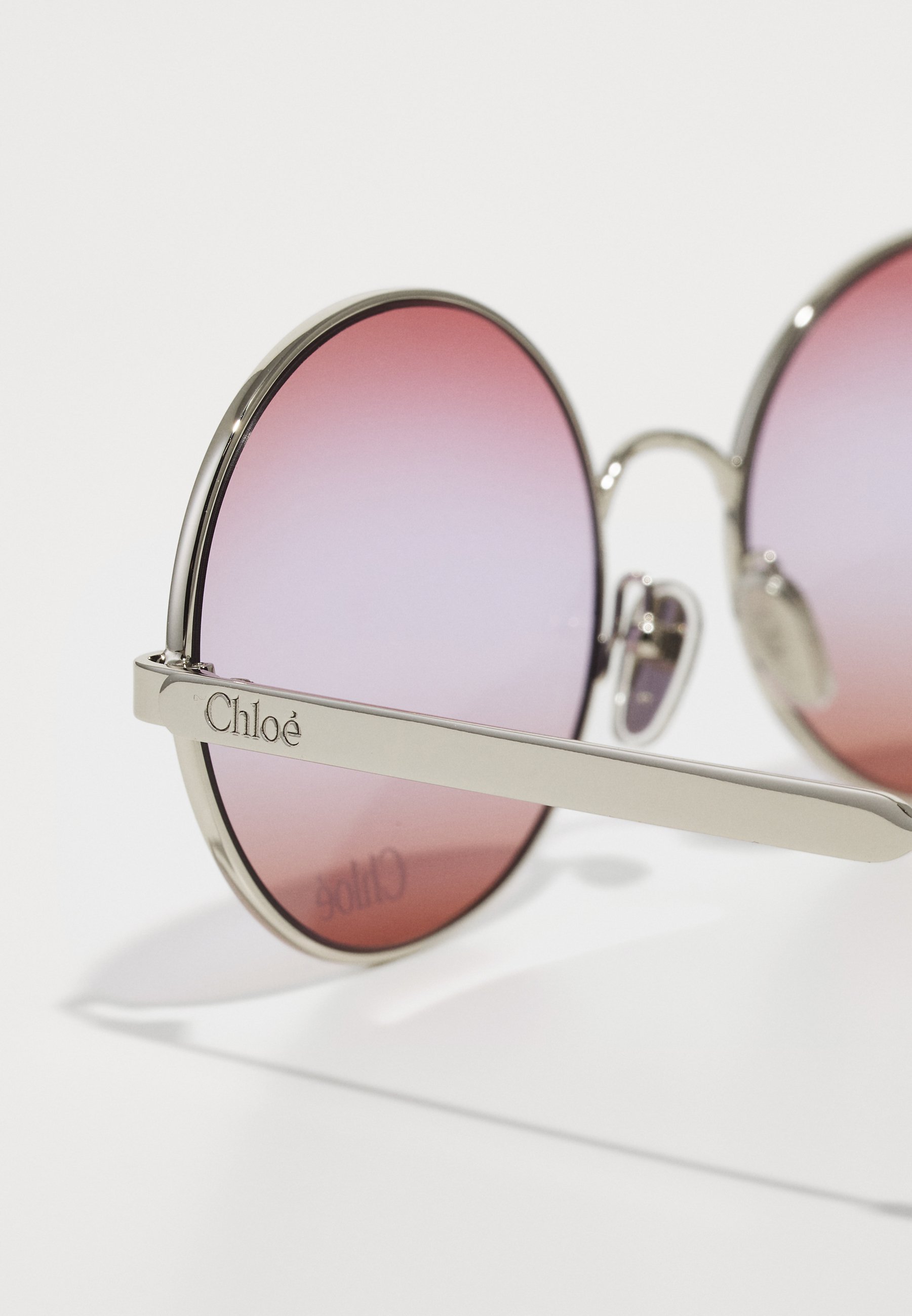 小物 Chloe Round Sunglasses Pink Gradient CHLOÉ Sunglasses - silver-coloured/red/silver-coloured - Zalando.ie