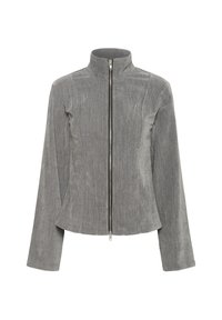 Grå, fløjlsklædejakke med høj krave, lange ærmer og lynlås foran. Har et tætsiddende design med subtil tekstur og lodrette linjer.