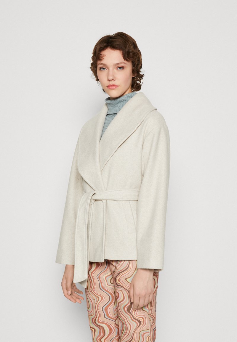 Vero Moda VMANNE BERGEN LCS Manteau court oetmeal melange/beige