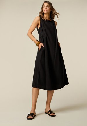 Oltre, VESTITO FLARED CON COLLANA SET - Jurk - nero