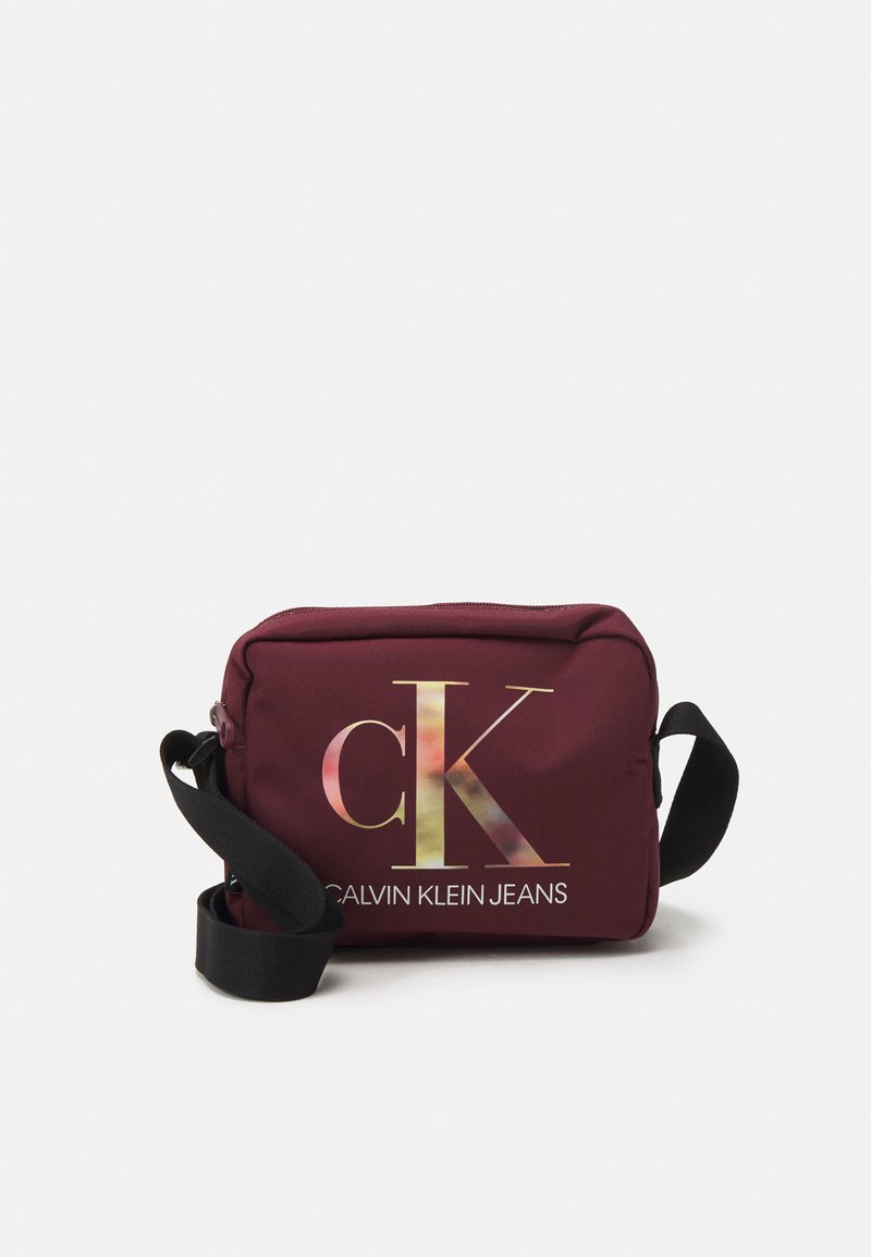 Calvin Klein Jeans SPORT ESSENTIAL CAMERA BAG Schoudertas raspberry
