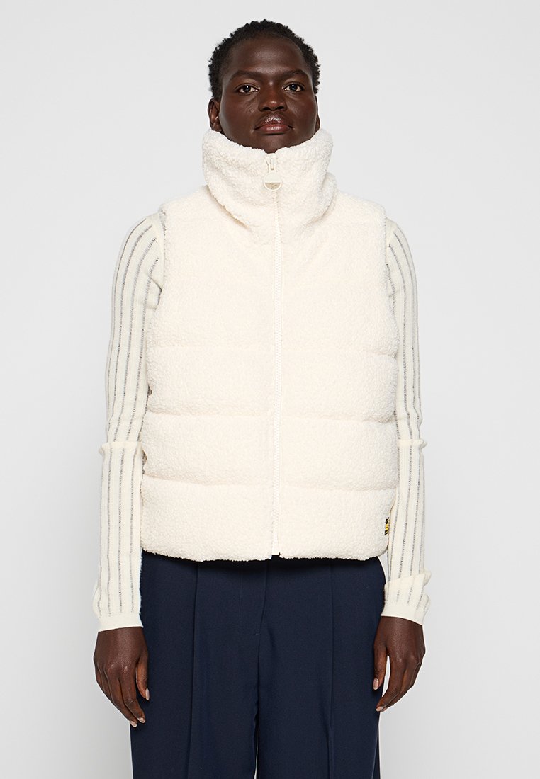 Barbour International Bodywarmer crème Barbour International Bodywarmer crème