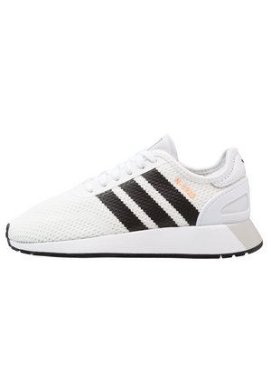 Matalavartiset tennarit - white