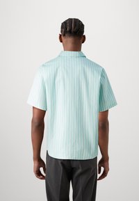 Marimekko JOKAPOIKA UNISEX - Srajca - light blue/white