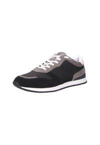 Zwarte en grijze sneaker met witte veters en zool, gemaakt van mesh en suède materialen, getoond vanuit een lichte hoek op een witte achtergrond.