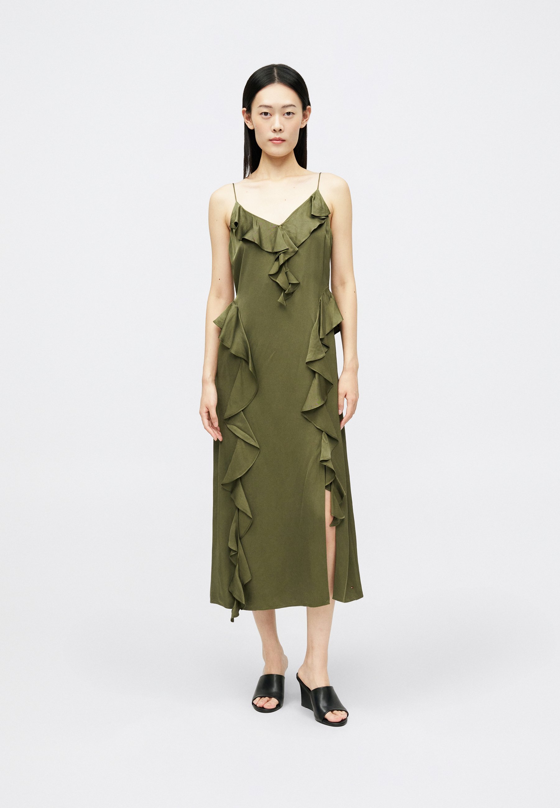 green emerald velvet dress Tommy Hilfiger Women's Polo Dress Slim Fit, Green (Putting Green), 3XL :  Amazon.co.uk: Fashion