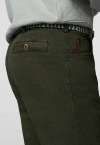 Meyer Chinos - oliv