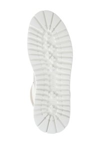 Biała gumowa podeszwa buta z fakturowanymi wzorami i rowkami zapewniającymi przyczepność. Na środku wytłoczona nazwa marki "BOGNER".