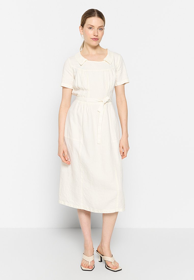 ASPESI Jurk wit ASPESI Jurk wit