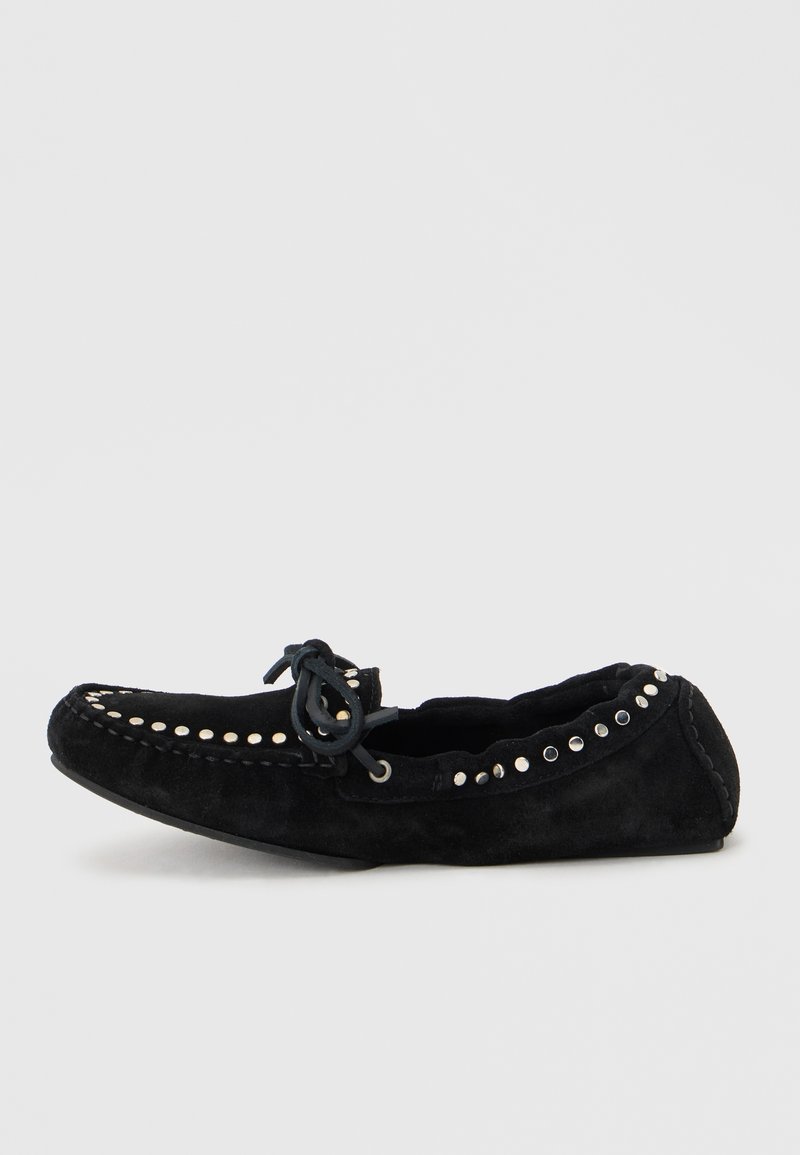 Zapatos sin cordones