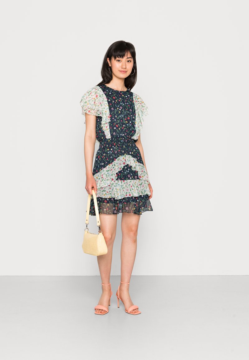 Pepe Jeans ELENA - Vestido informal dulwich/azul marino - Zalando.es