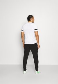Nike Performance ACADEMY - Camiseta deportiva - white/black