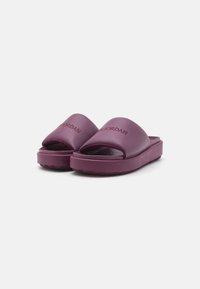 Jordan JORDAN SOPHIA - Iešļūcenes - bordeaux/burgundy crush/fire pink