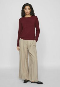 VILA VIDALO O NECK - Stickad tröja - cabernet