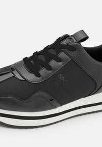 Thumbnail Image 6