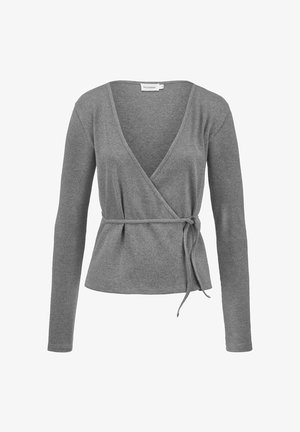 Grauer Wickelpullover aus Rippstoff mit langen Ärmeln, tiefem V-Ausschnitt und einem bindbaren Taillenband für eine anpassbare Passform.