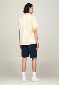 Tommy Hilfiger Camicia - giallo