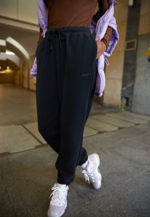Tracksuit bottoms - black/dark smoke grey