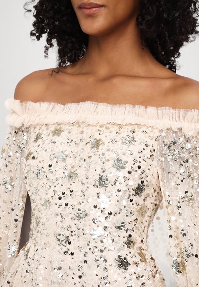 Needle & Thread SHOOTING STARS CAPE MICRO DRESS - Pidulikud riided - dust beige/silver dus