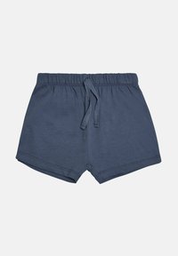 Shorts de algodón azul con cinturilla elástica y detalle de cordón. Textura suave, corte casual y detalles de costura a lo largo del dobladillo.