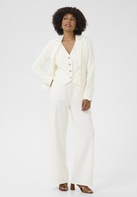 Cream CRANETT - Pantalon classique - marshmallow