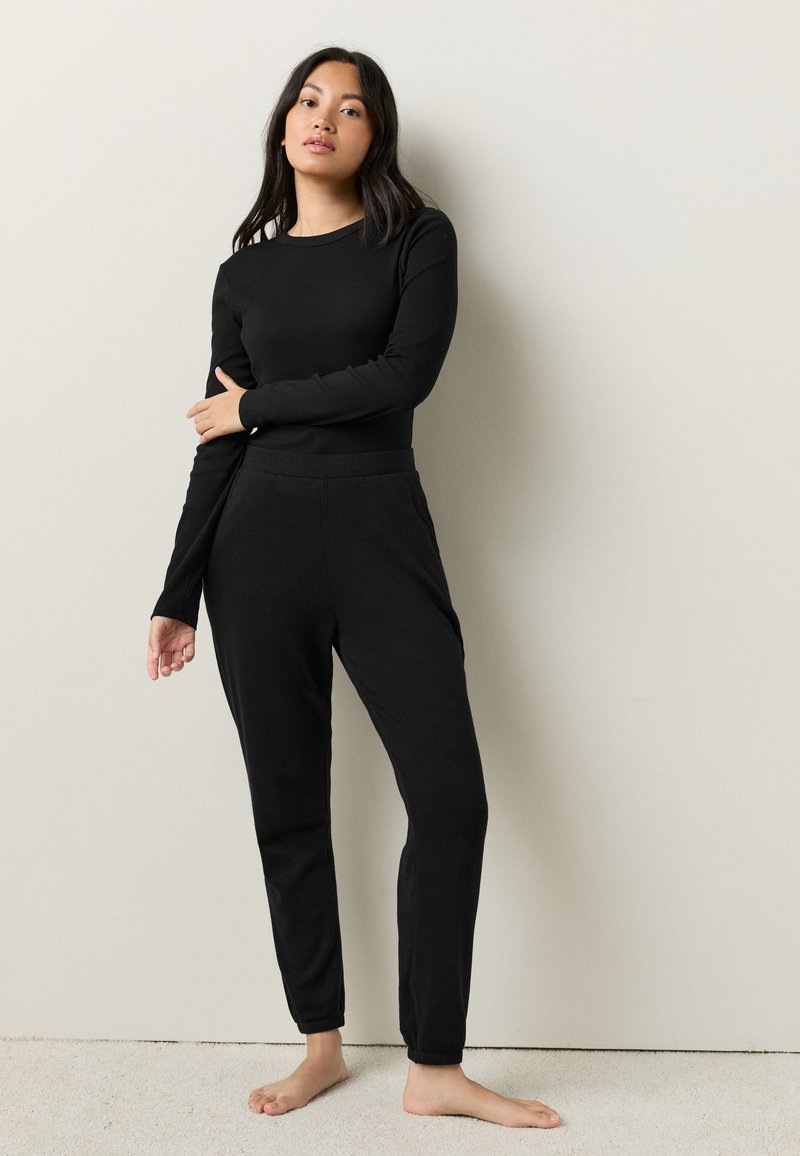 Next REGULAR FIT - Pantalones deportivos - black