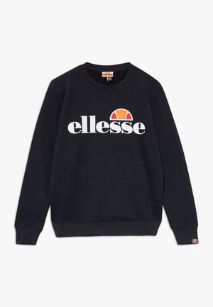 Czarna bluza crewneck z białym logo „ellesse” oraz pomarańczowo-czerwonym półokrągłym motywem na środku klatki piersiowej, z małą metką marki na mankiecie.