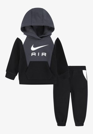 AIR PANT SET - Pantaloni sportivi - black