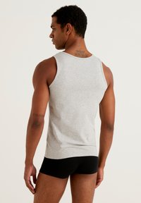 United Colors of Benetton CLASSIC IN STRETCH  - Podkoszulki