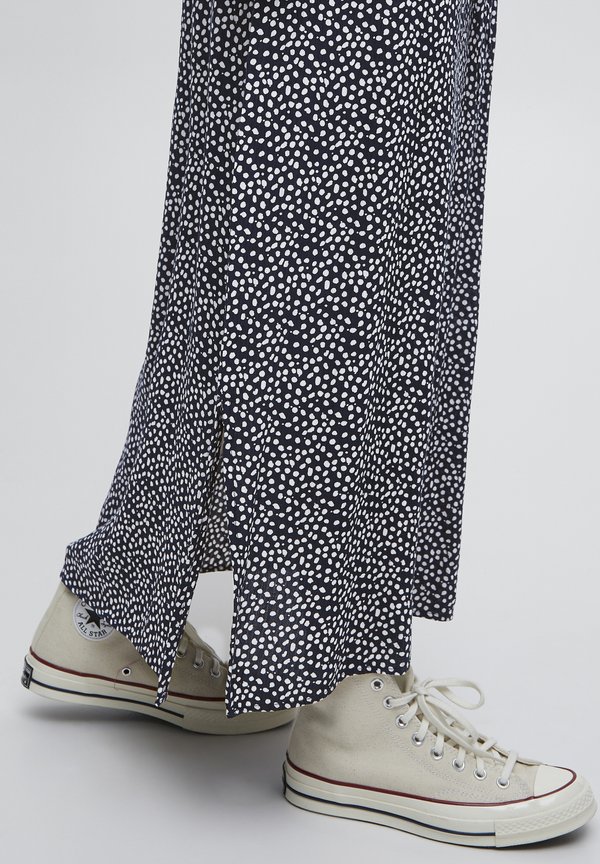 IHMARRAKECH - Maxi dress - total eclipse dot4