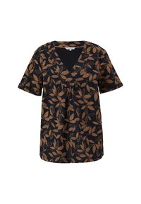 Blouse noire à manches courtes avec un col en V profond et un motif de feuilles marron réparti uniformément sur le tissu.