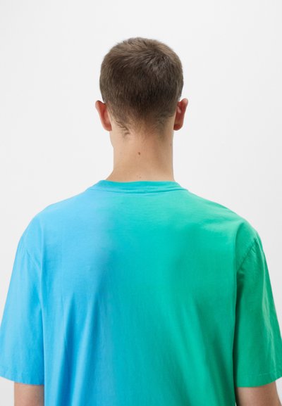 AGR BALANCE - T-shirt z nadrukiem