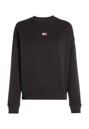 Sort sweatshirt med ribbet rund halsudskæring og lange ærmer. Har et lille logo-patch i rød, hvid og blå på brystet.