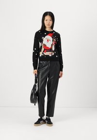 Vero Moda VMSANTASCOOTER O NECK X MAS - Svetrík - black