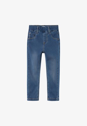 Blå denimjeans med tapered fit, med fem lommer, beltehemper og kontrastsøm. Glatt tekstur med en medium vaskefinish.