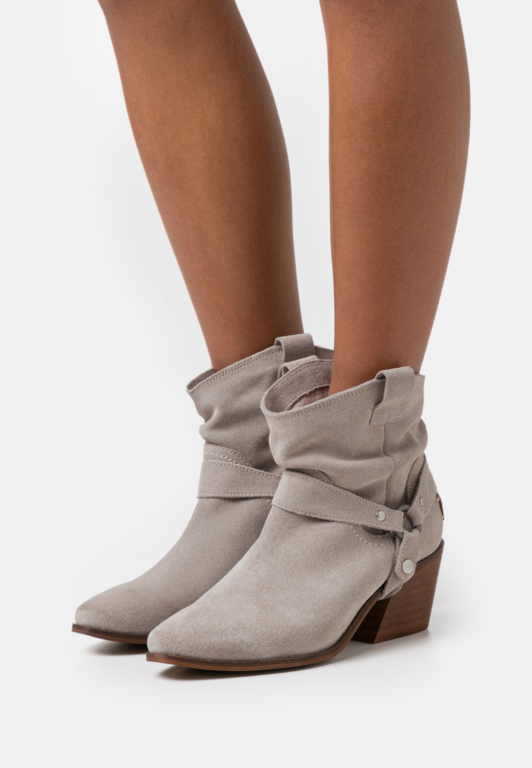 Musse \u0026 Cloud CAMILA - Botines camperos - ice/beige - Zalando.es