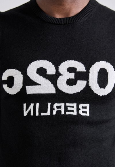 032c HOLLYWOOD TO BERLIN SELFIE TANK - Strickpullover - black