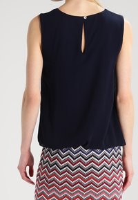 More & More Blus - dark blue