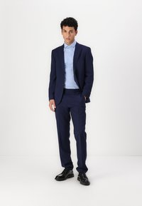 Thumbnail Image 2