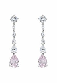 Orecchini pendenti con una serie di gemme trasparenti che terminano in una grande gemma a forma di goccia rosa su uno sfondo bianco.