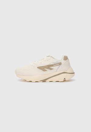 SHADOW UNISEX  - Trainers - gardenia/winter twig/gray violet