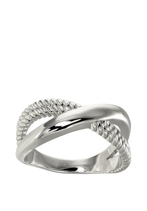 Ring aus Sterlingsilber mit einem gedrehten Design, das ein glattes Band und eine geflochtene Textur auf einer Seite aufweist. Mit "925" für Echtheit gekennzeichnet.