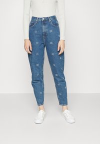 Tommy Jeans MOM - Relaxed fit jeans - denim medium