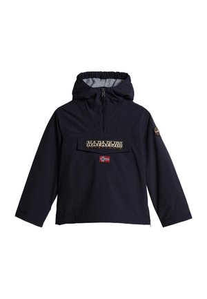 Veste à capuche bleu marine avec fermeture éclair à l'avant, manches longues, une poche à rabat avec un patch logo, et un petit patch drapeau norvégien sous la poche.