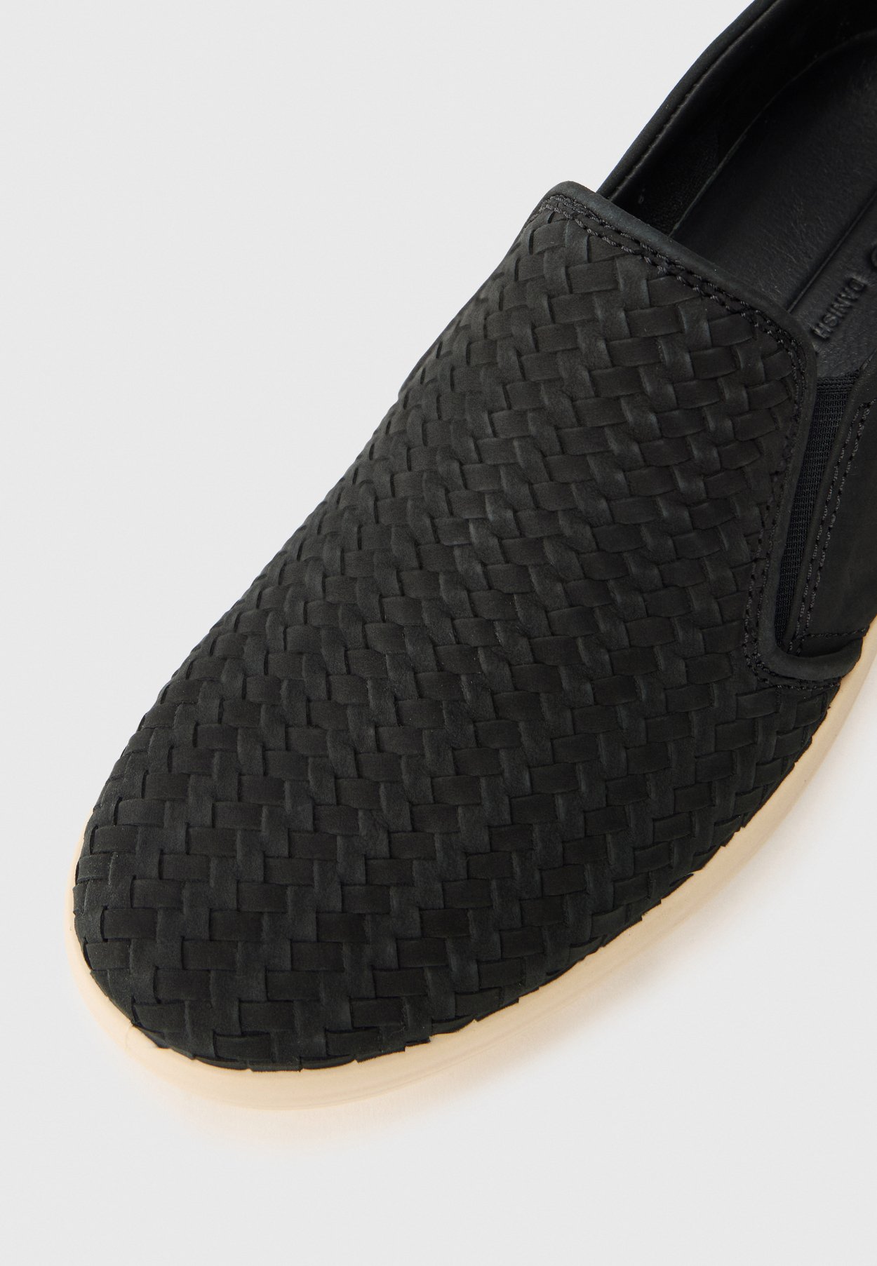 Slipper