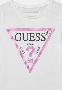 Guess CORE TODDLER KIDS GIRL  - T-shirt med print - true white