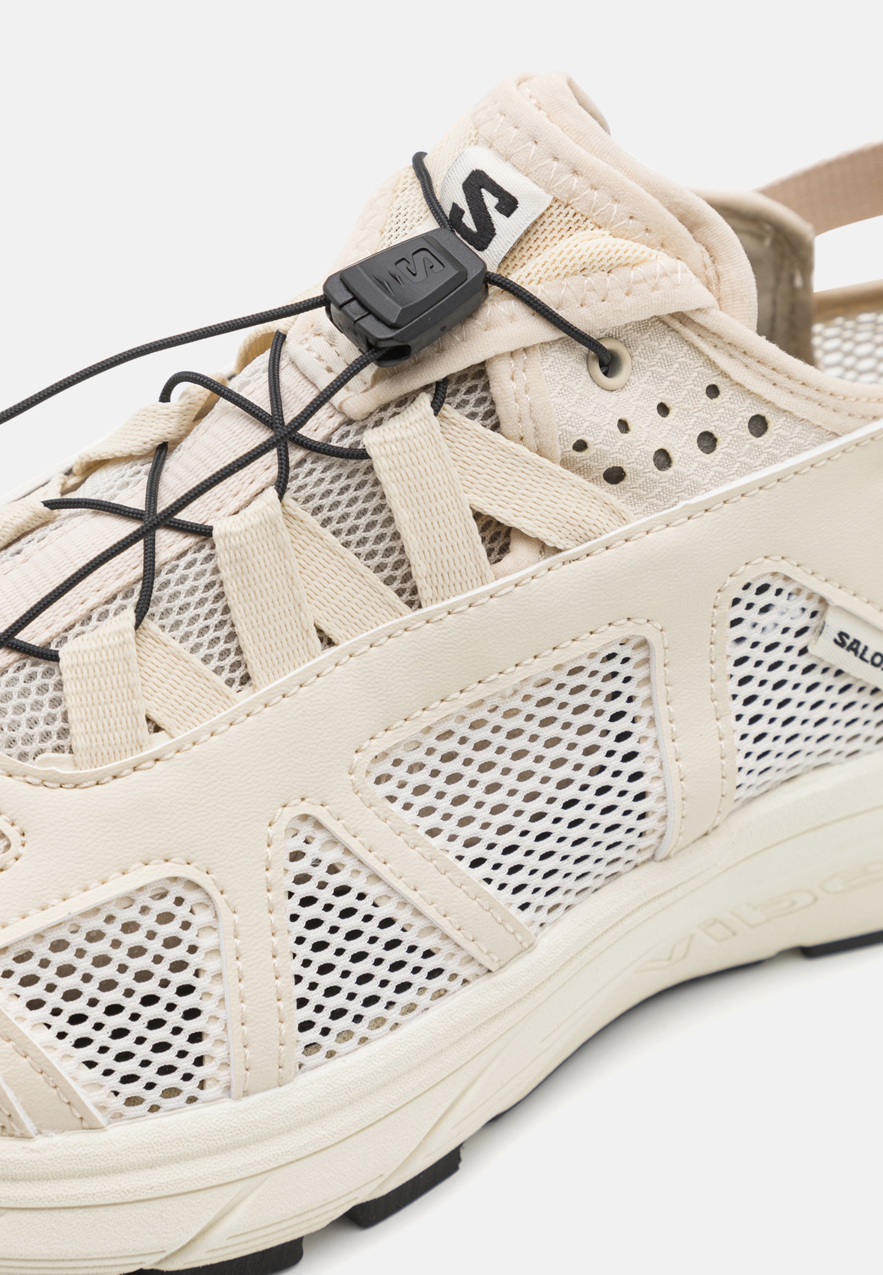 【Salomon】サロモンテクソニック★Techsonic Almond MilkVanila DPTO — Techsonic Almond Milk / Vanilla Ice / Black